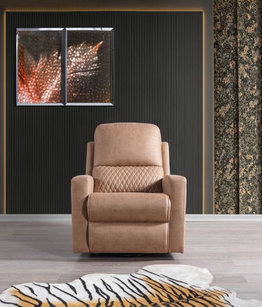 Helen Sallanır  Koltuk