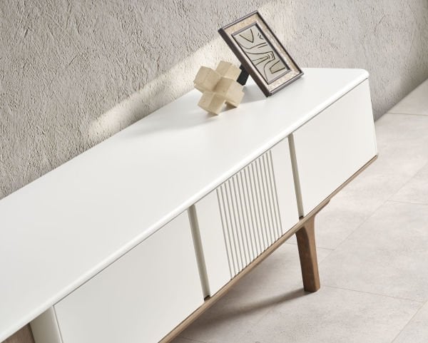 Lucas Duvar Ünitesi